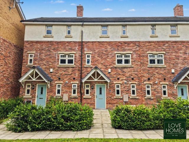 Broughton, Preston, Lancashire, PR3 3 bed townhouse to rent £1,295 pcm £299 pw