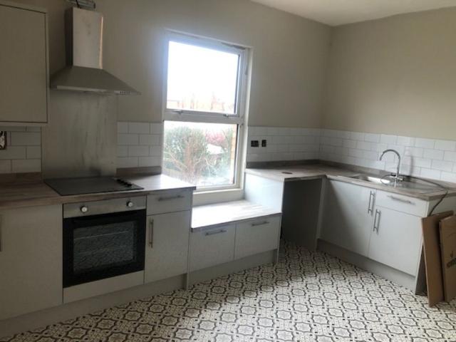 Broughton Road, Banbury OX16, 2 bed flat to rent, £900 pcm | PrimeLocation