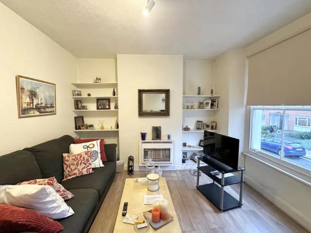 Broughton Road, Fulham, London