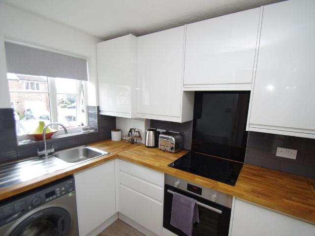 Broughton Way WD3, Rickmansworth, Mill End, 2 bed terraced house to rent, £1,800 pcm | PrimeLocation