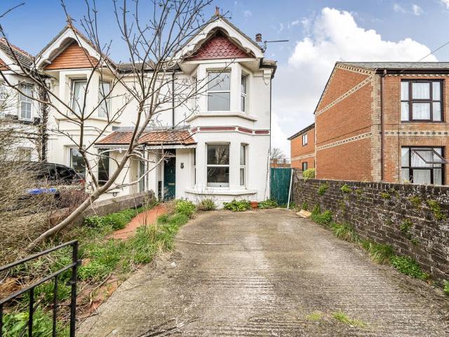 Brougham Road, West Sussex BN11 3 bed end of terrace house to rent £1,750 pcm £404 pw