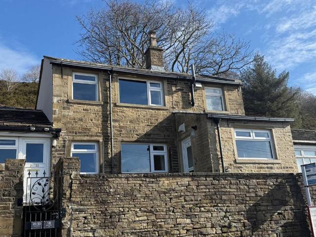 Brow Lane, Shibden HX3 2 bed cottage to rent £800 pcm £185 pw