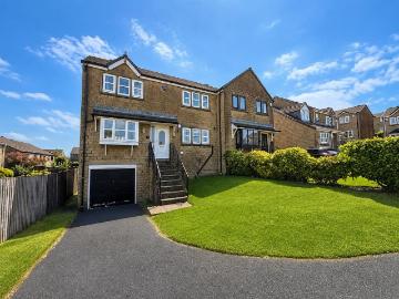 Browfield View, Keighley BD22, 3 bed property to rent, £1,200 pcm | PrimeLocation