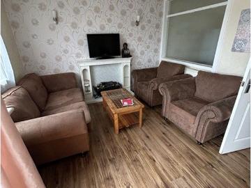 Brown Place, Glasgow G72, 2 bed maisonette to rent, £800 pcm | PrimeLocation