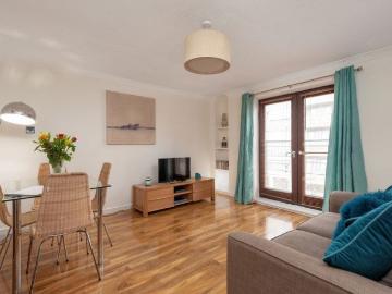 Glasgow, Glasgow and Clyde Valley - Garden