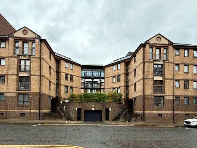 Brown Street, City Centre, Glasgow G2, 2 bed flat to rent, £1,400 pcm | PrimeLocation