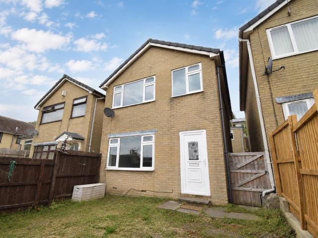 Brownhill Close, Batley WF17, 3 bed detached house to rent, £1,075 pcm | PrimeLocation