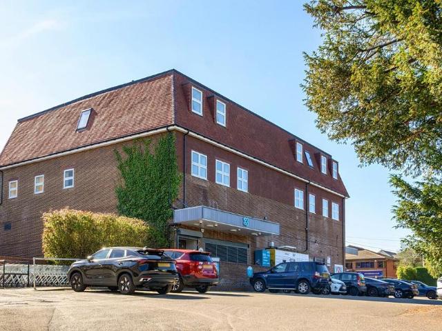 Brownhill Road, Chandler's Ford 1 bed flat to rent £1,100 pcm £254 pw