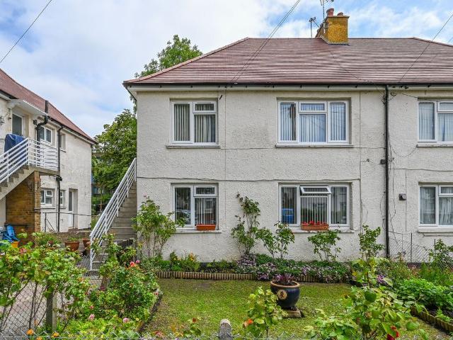 Browning Avenue W7, Hanwell, London, 2 bed flat to rent, £3,250 pcm | PrimeLocation