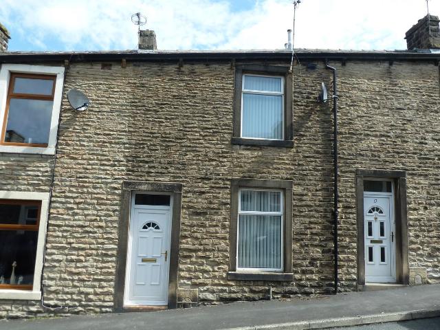Brownlow Street, Clitheroe, Lancashire BB7, 2 bed terraced house to rent, £800 pcm | PrimeLocation