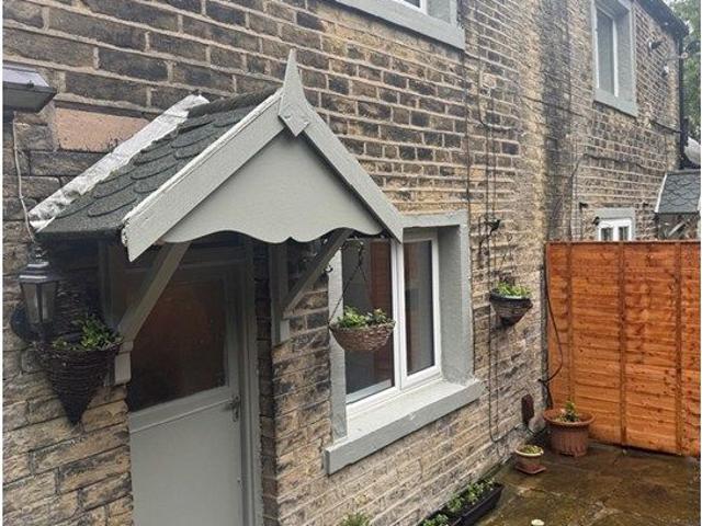 Brownroyd Hill, Bradford BD6, 2 bed semi detached house to rent, £975 pcm | PrimeLocation