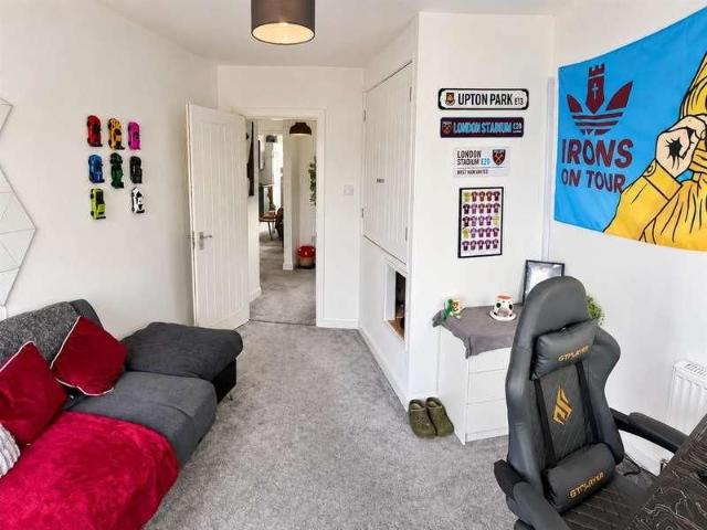 Brownshill Green Road, Coundon, CV6 2AP