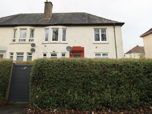 Brownside Drive, Knightswood, Glasgow G13, 2 bed flat to rent, £950 pcm | PrimeLocation