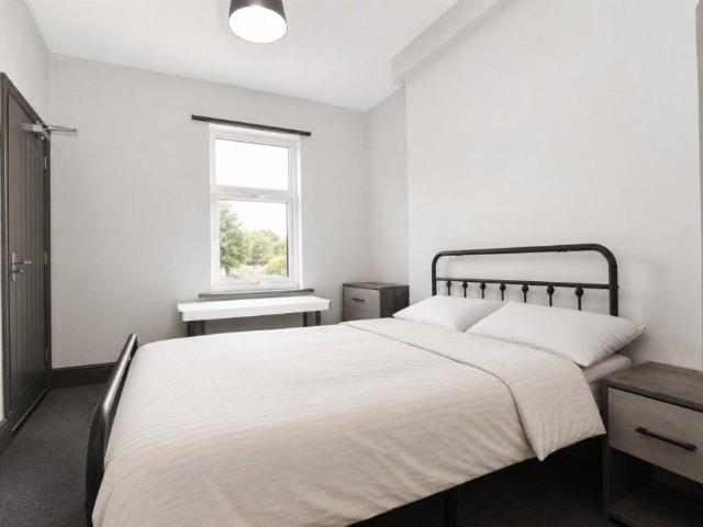 Broxholme Lane, Doncaster 1 bed in a house share to rent £542 pcm £125 pw