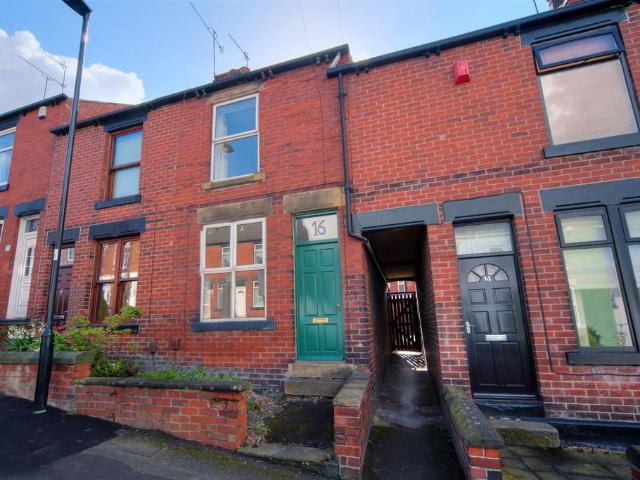 Broxholme Road, Sheffield S8 2 bed terraced house to rent £950 pcm £219 pw