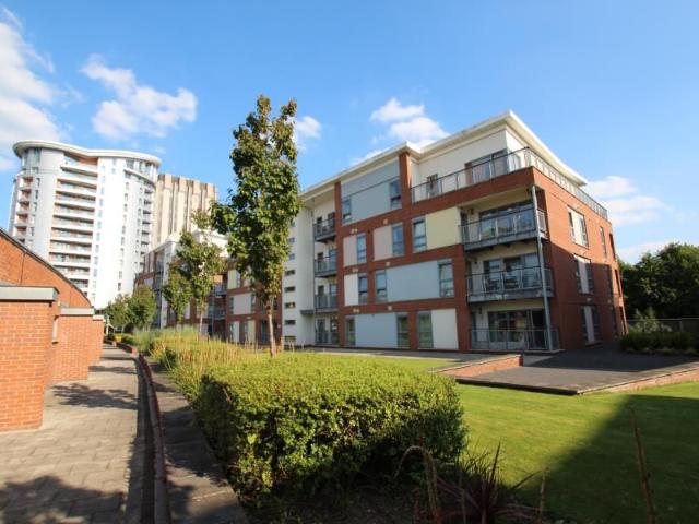 Broad Weir, Broadmead, Bristol BS1, 2 bed flat to rent, £1,850 pcm | PrimeLocation