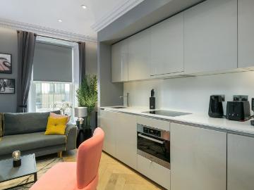 Broad Court, London WC2B 1 bed apartment to rent £5,200 pcm £1,200 pw