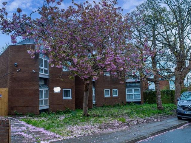 Broad Green Road, Liverpool L13, 10 bed detached house to rent, £19,750 pcm | PrimeLocation