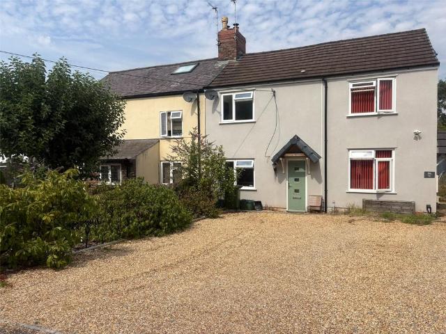 Broad Lane, Yate, Bristol. 2 bed house to rent £1,200 pcm £277 pw
