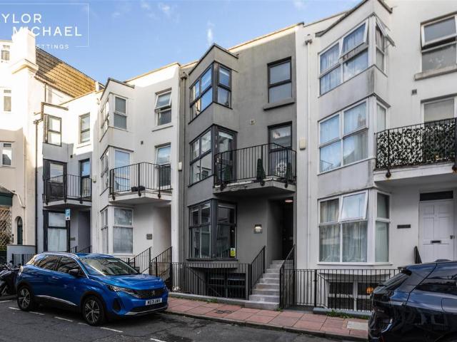 Broad Street, Brighton 4 bed terraced house to rent £4,000 pcm £923 pw