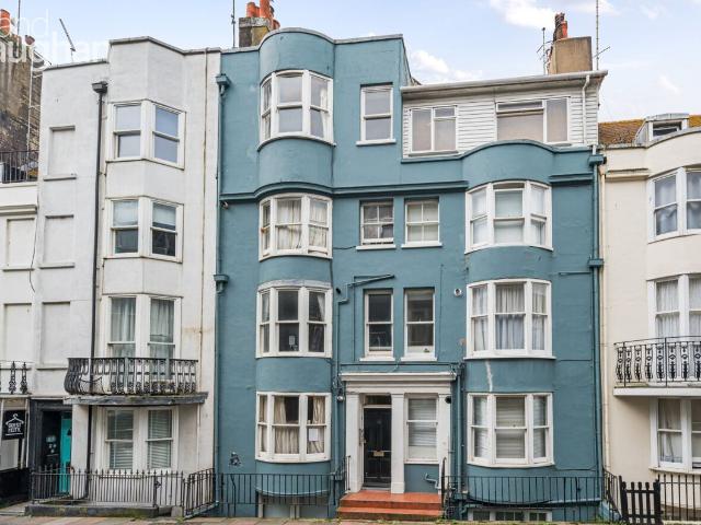 Broad Street, Brighton, East Sussex BN2, 1 bed flat to rent, £1,300 pcm | PrimeLocation