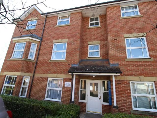 Broad Street, Great Cambourne, Cambridge CB23, 2 bed flat to rent, £1,195 pcm | PrimeLocation
