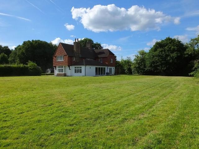 Broad Street, Guildford GU3, 7 bed detached house to rent, £5,900 pcm | PrimeLocation