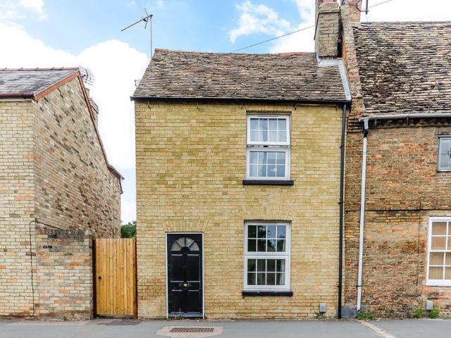 Broad Street, Ely, CB7 2 bed apartment to rent £1,150 pcm £265 pw