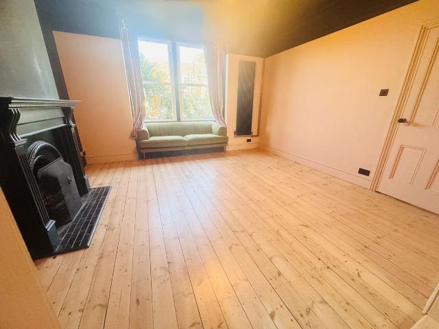 Broad Street, Peterborough PE7, 4 bed property to rent, £1,500 pcm | PrimeLocation