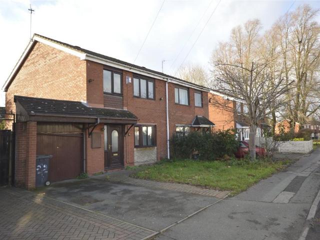 Broad Street, West Midlands WV14 3 bed semi detached house to rent £1,225 pcm £283 pw