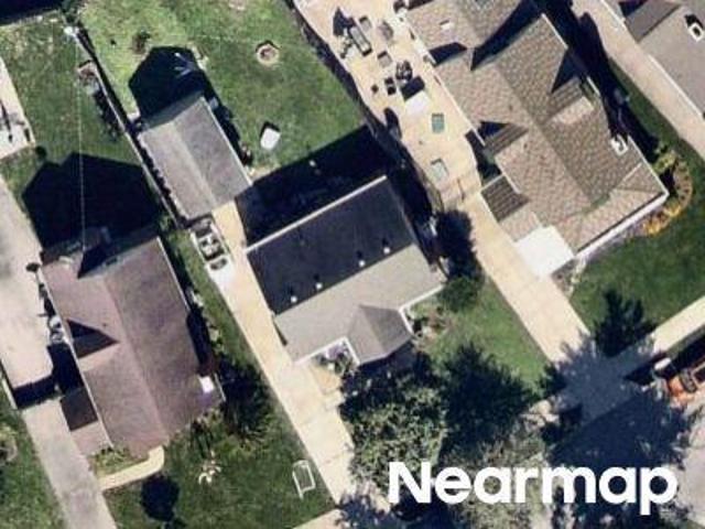 Broadmoor Dr
