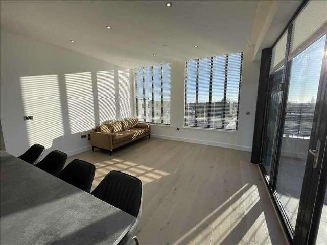 Broadoaks, Solihull, B91