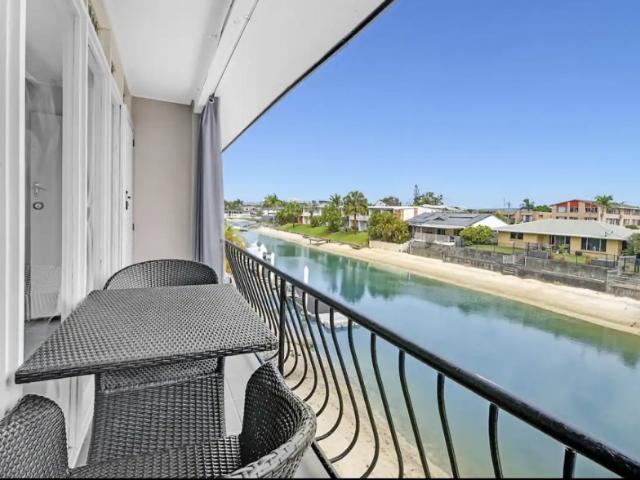 Broadbeach Waters 4/3 Miami Key