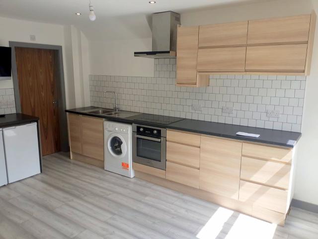 Broadbent Avenue, Latchford, Warrington, WA4 1PX Fastmove
