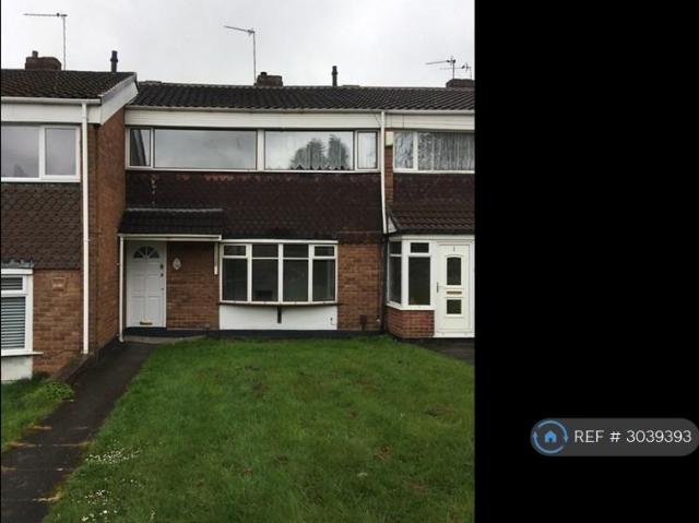 Broadfield Close, West Bromwich, B71 3 bed terraced house to rent £1,250 pcm £288 pw