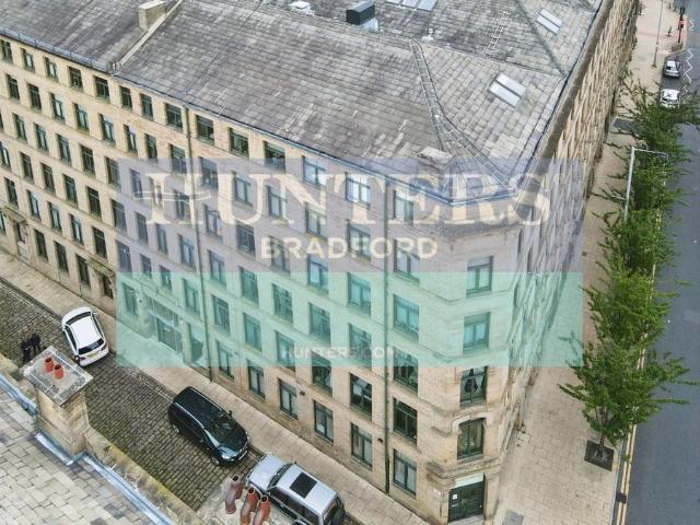 Broadgate House, Broad Street, Bradford, West Yorkshire BD1, 2 bed flat to rent, £795 pcm | PrimeLocation
