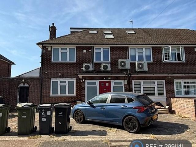 Broadlands Close, London, SW16 6 bed detached house to rent £4,400 pcm £1,015 pw