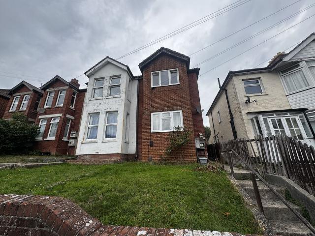 Broadlands Road, Southampton SO17, 1 bed flat to rent, £850 pcm | PrimeLocation