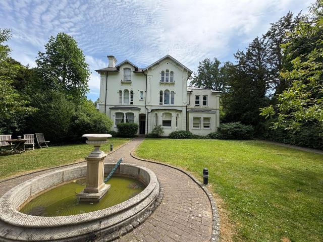 Broadwater Down, Tunbridge Wells TN2, 1 bed flat to rent, £1,250 pcm | PrimeLocation