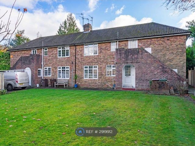Broadwater Down, Tunbridge Wells TN2, 2 bed flat to rent, £1,600 pcm | PrimeLocation