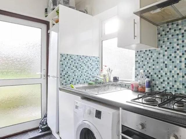 Broadwater Road, London, SW17 0DZ, United Kingdom | 4 bed duplex for rent #139545561 | Rentberry
