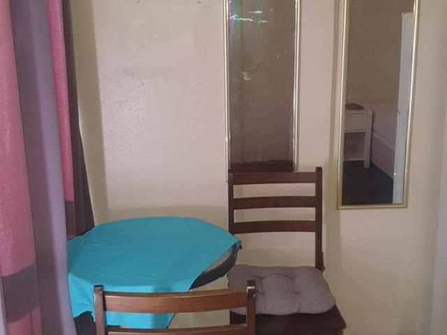 Broadwater Studio Apartment Southport