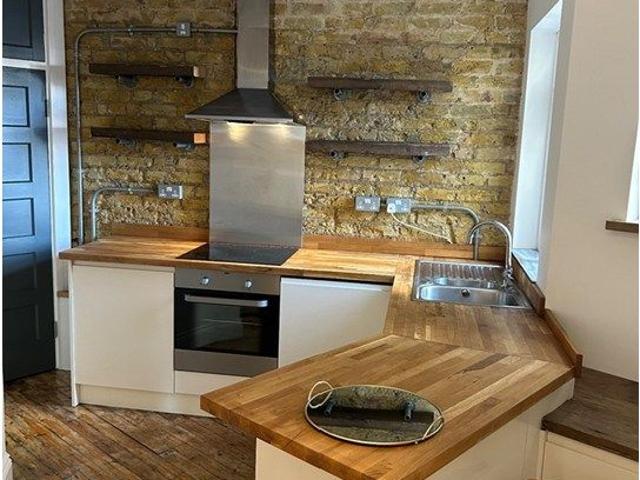 Broadway West, Leigh On Sea SS9, 1 bed flat to rent, £1,275 pcm | PrimeLocation