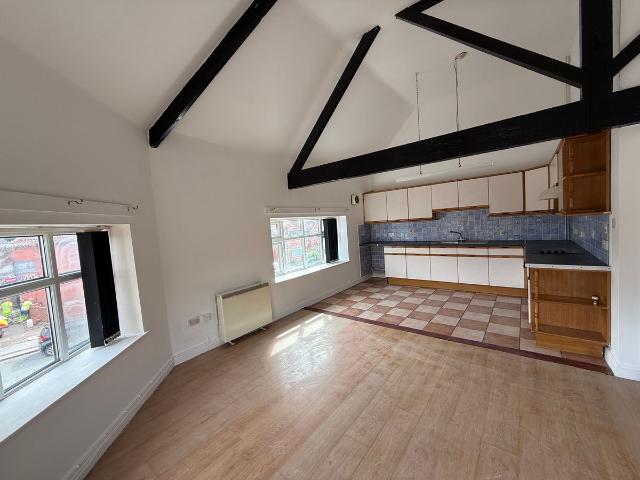 Broadway West, Walsall WS1, 2 bed flat to rent, £900 pcm | PrimeLocation