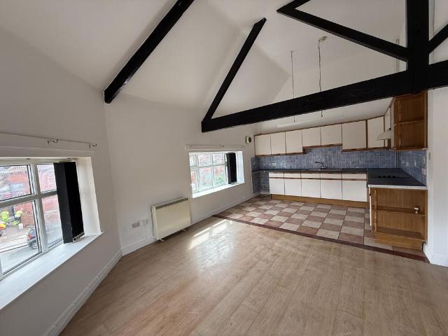 Broadway West, WALSALL, WS1 2 bed flat to rent £900 pcm £208 pw