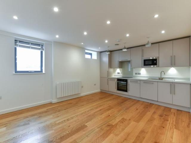 Broadway, Woking 1 bedroomProperty for lettings Seymours