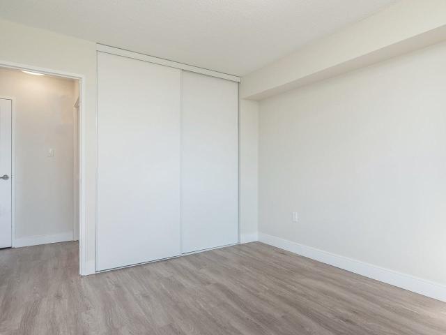 Broadway Apartments 2 Bedroom Apartment for Rent at 25 Westwood Crt, Kawartha Lakes, ON K9V 5A5 Lindsay
