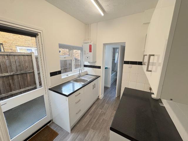 Broadway Avenue, Harlow CM17, 3 bed property to rent, £1,500 pcm | PrimeLocation