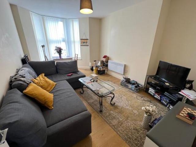 Broadway, Cardiff CF24 2 bed house to rent £975 pcm £225 pw