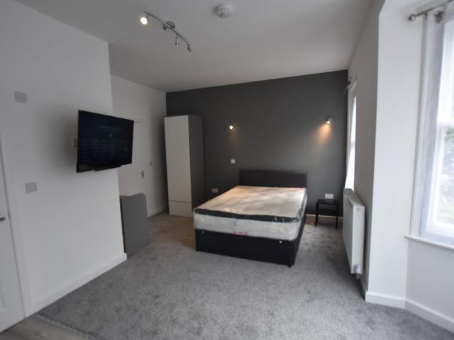 Broadway, City Centre, Peterborough PE1, Studio to rent, £775 pcm | PrimeLocation
